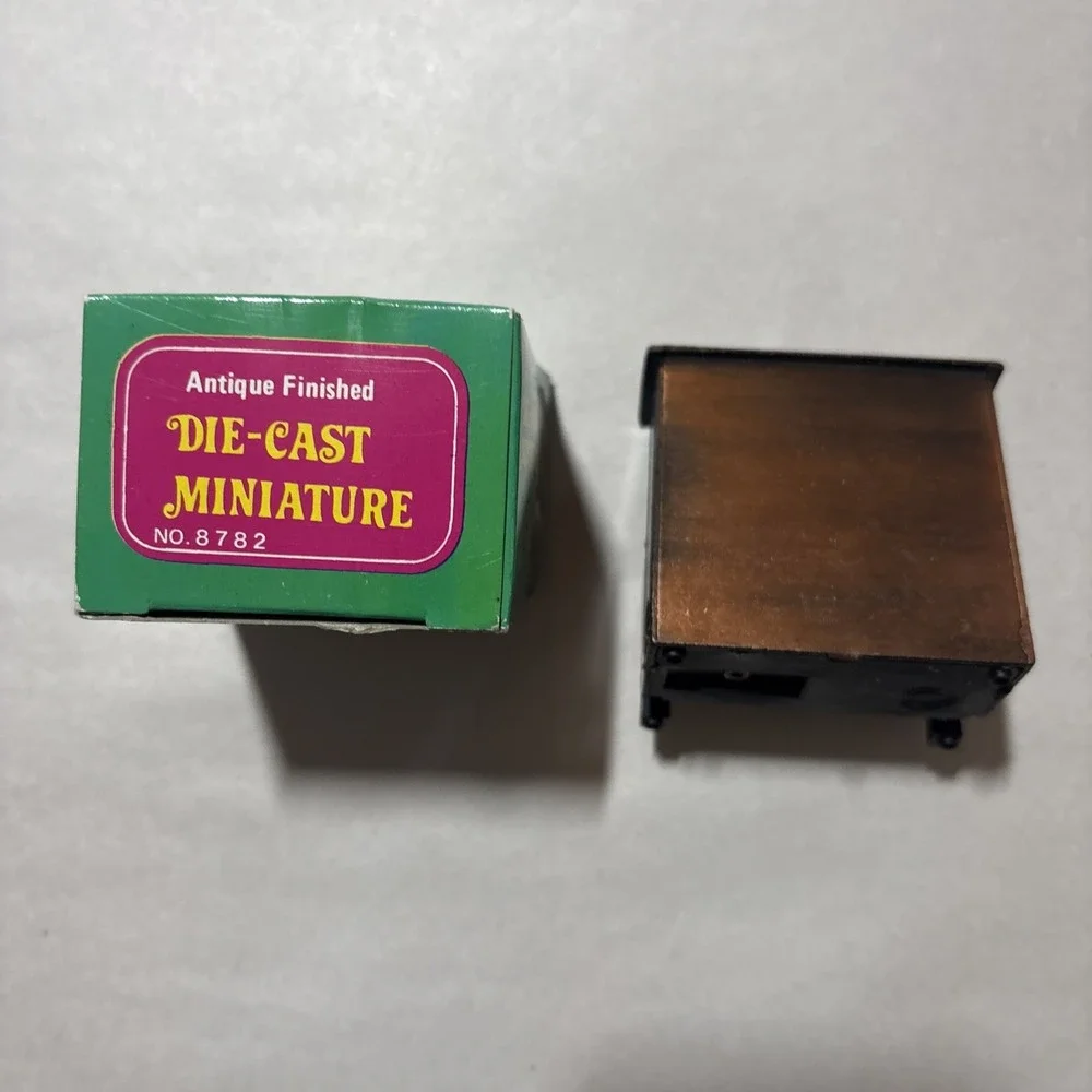 Vintage Bronze Die-Cast Piano Mini Pencil Sharpener #8782 /w Box EUC